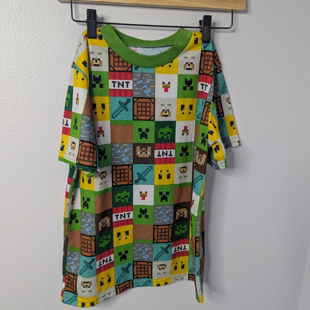 Minecraft Kids Sleep Shirt Pajama Top,‎ Size M (8/10)